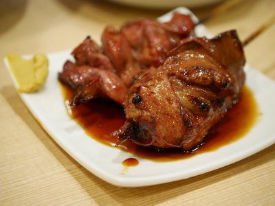 「里葉亭」関東屈指の焼鳥屋でぶりんぶりんの白レバー／横浜 伊勢佐木町