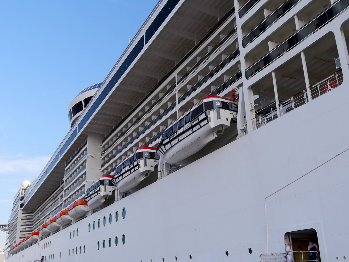 MSCスプレンディダ 初めてのクルーズ旅！横浜→基隆 (台湾)→宮古島→那覇→熊野花火→横浜