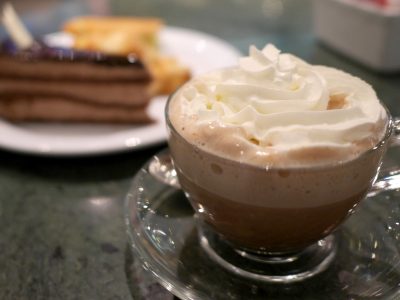 おやつ2 チョッコチーノ、チョコレートケーキ／MSCスプレンディダで行く台湾・沖縄 クルーズ旅！#10