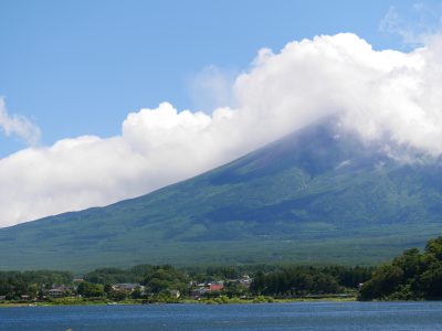 富士山の絶景ポイント「大石公園」のラベンダー畑／山梨県 富士河口湖町