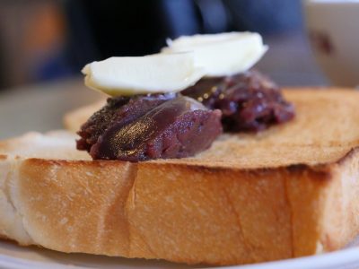 朝ごはんに「深山のカフェ食堂」のあんバタートースト食べたよ／岡山県玉野市道の駅みやま公園