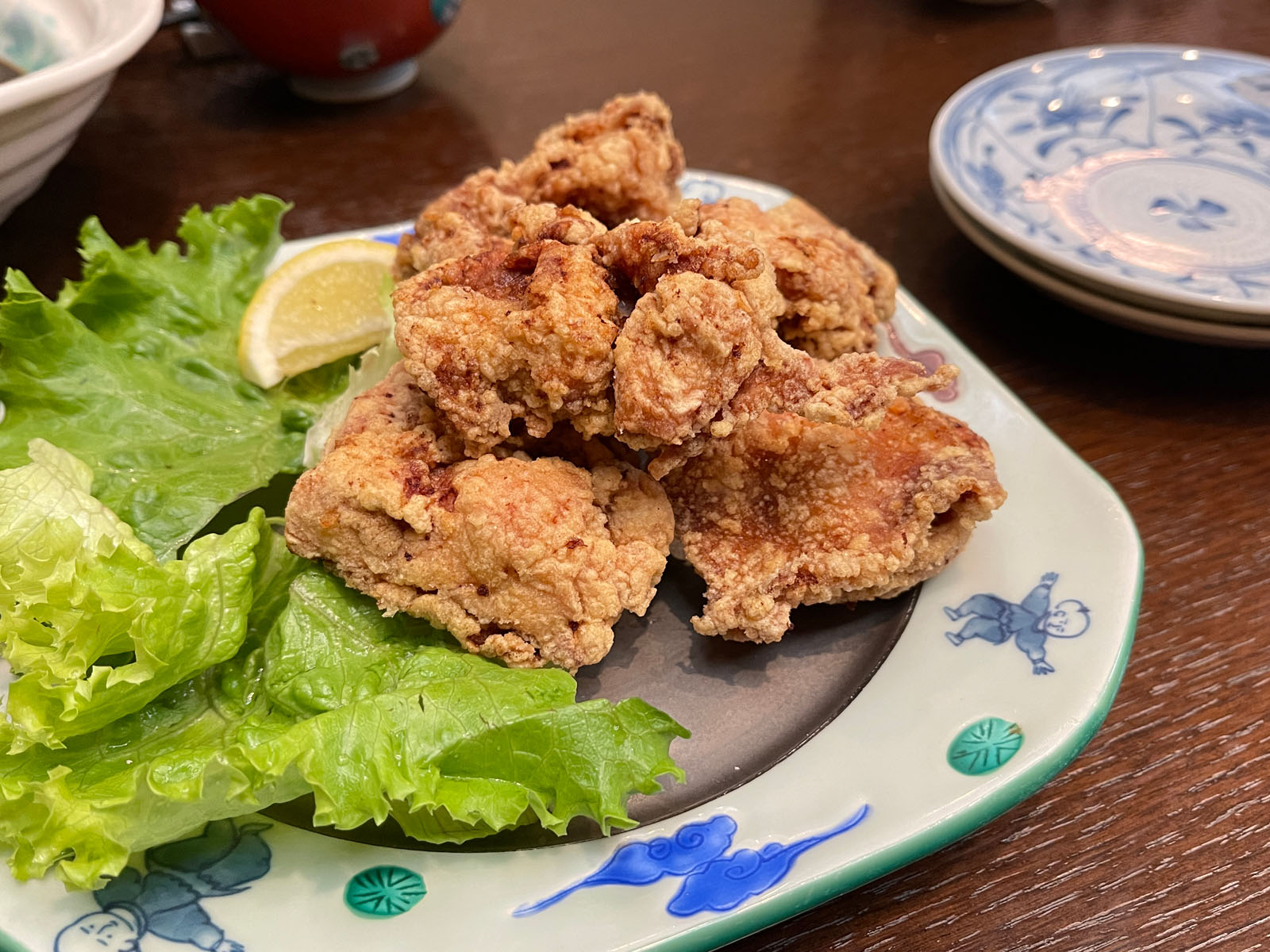 横浜 馬車道にある日本料理屋「新田」さんでランチしたよ！親子丼、唐揚げ、煮魚定食！