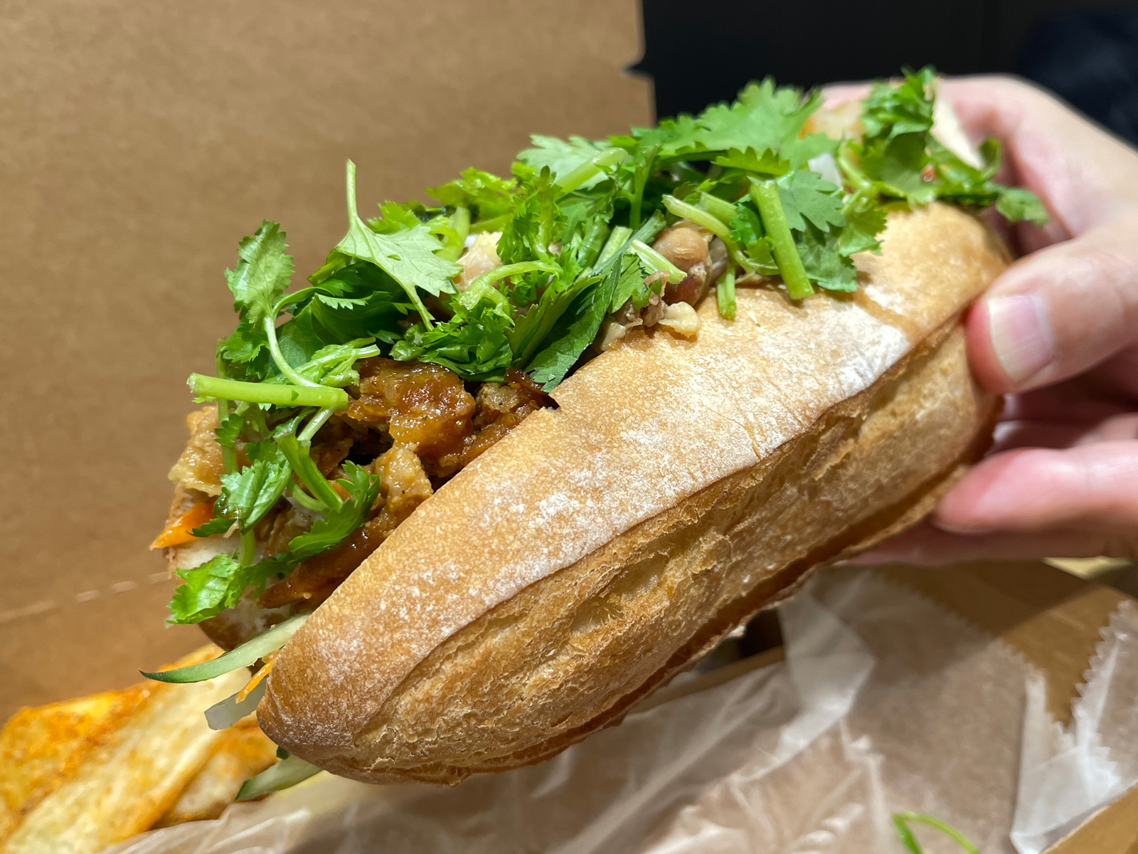 クリエイト・レストランツ・ホールディングス(3387)の株主優待でハマチカ「CYCLO Banh mi(シクロ バインミー)」CIAL横浜店のカモンバインミーを食べたよ！