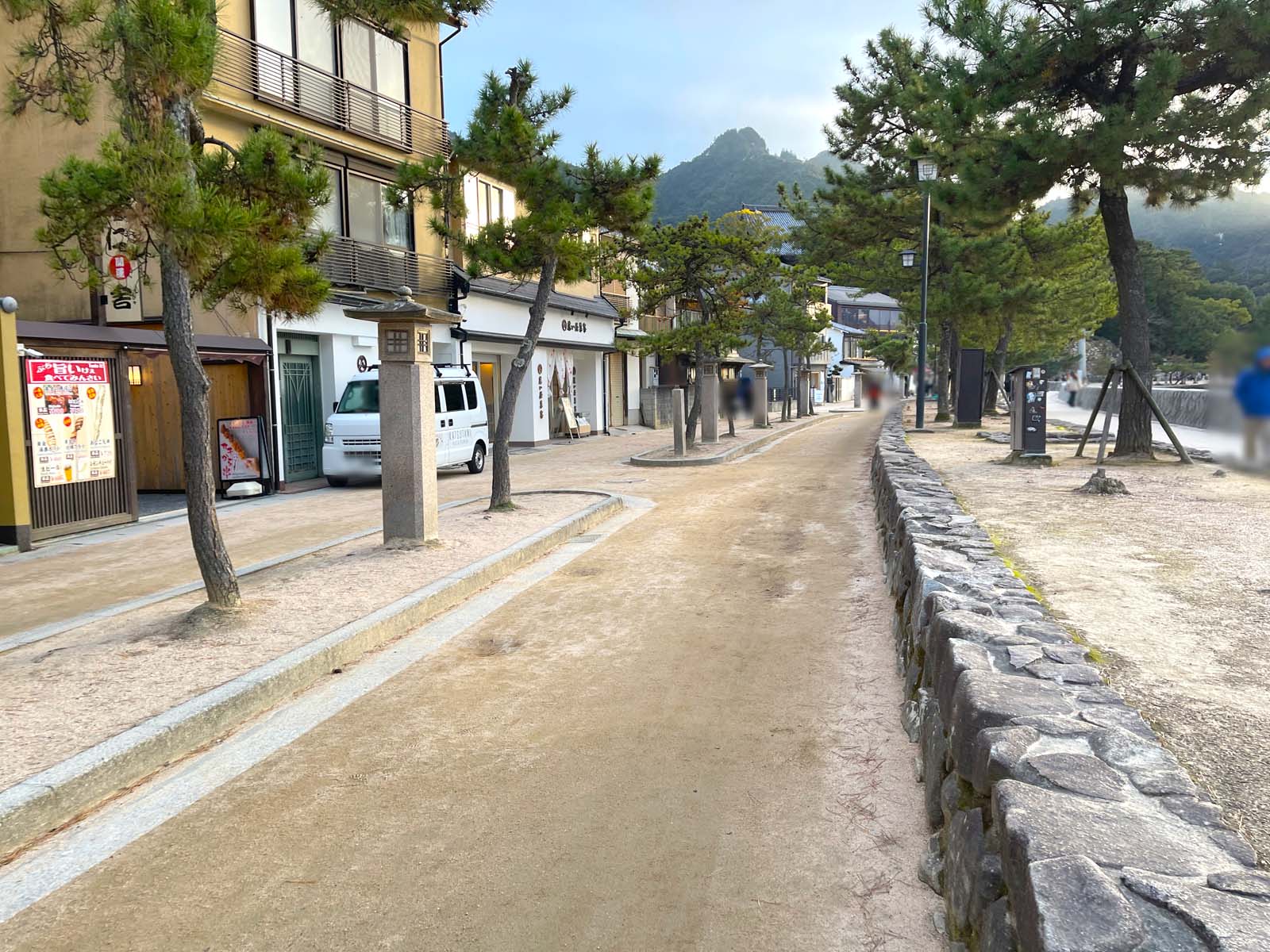 宮島にある宮島珈琲で、コーヒーと高津堂の元祖もみぢ饅頭を食べたよ！広島県廿日市