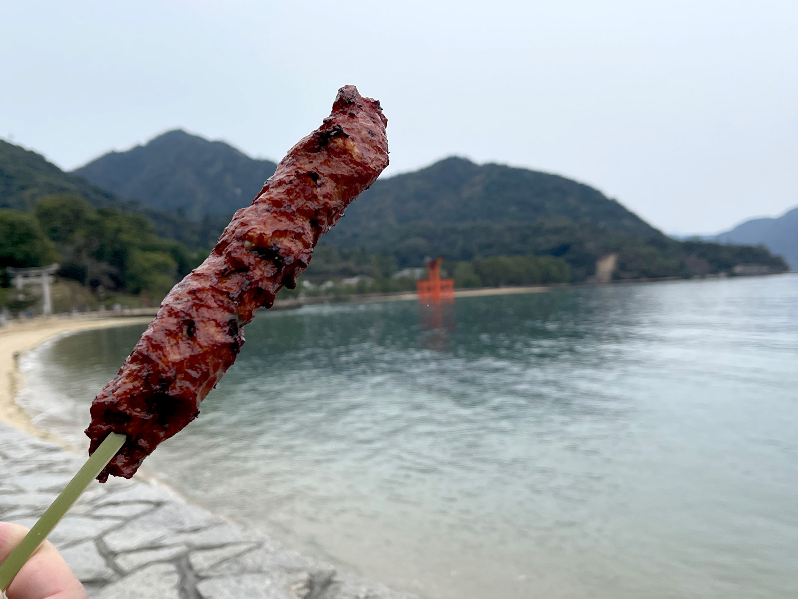 宮島にある快心友で「にぎり天」のねぎたこ味を食べたよ！／広島県廿日市