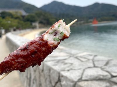 TOTO宮島おもてなしトイレの休憩所で高津堂もみぢ饅頭を食べたよ／広島県廿日市