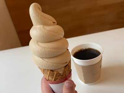 宮島にある宮島珈琲でドリップコーヒーとコーヒーソフトクリームをいただきました／広島県廿日市