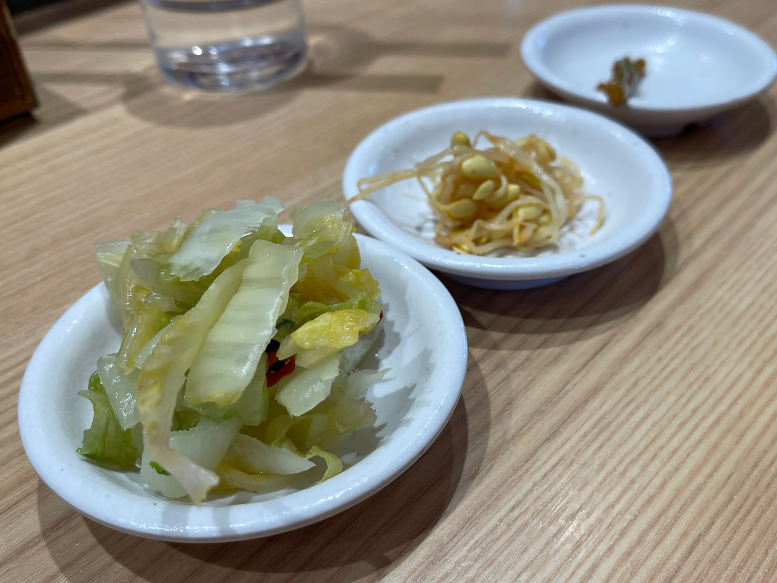 丸鶏醤油ラーメン とりの助の濃厚塩ラーメン、辛うまラーメン、唐揚げ食べた／広島県廿日市