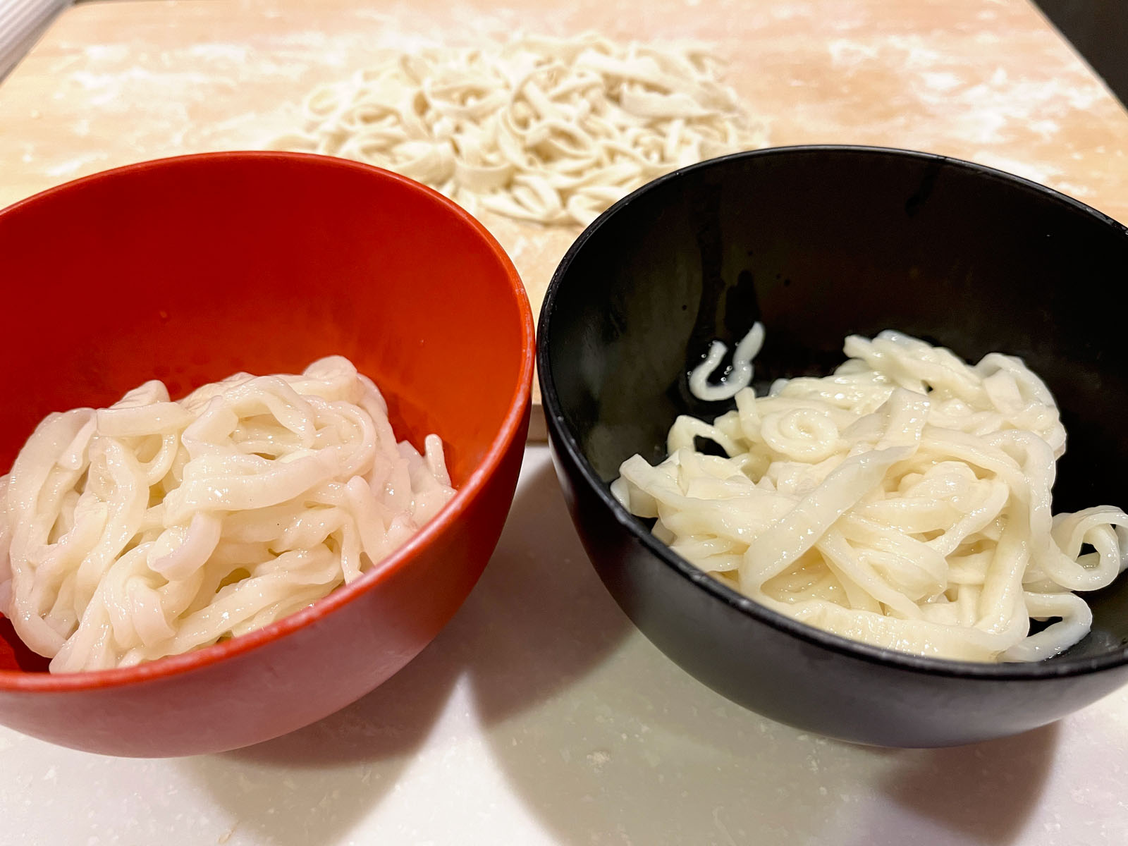 レコルトのホームベーカリーで作った強力粉ルスティカのもっちりツルツルうどん！