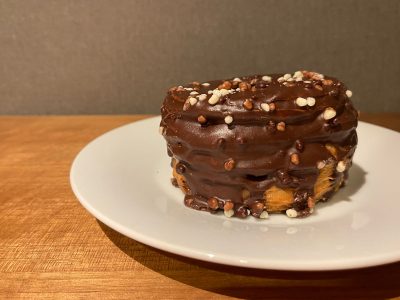 LA PANADERIA DOTSのグレイズドドッツ、クロワッサンドーナツ食べた！／北海道札幌