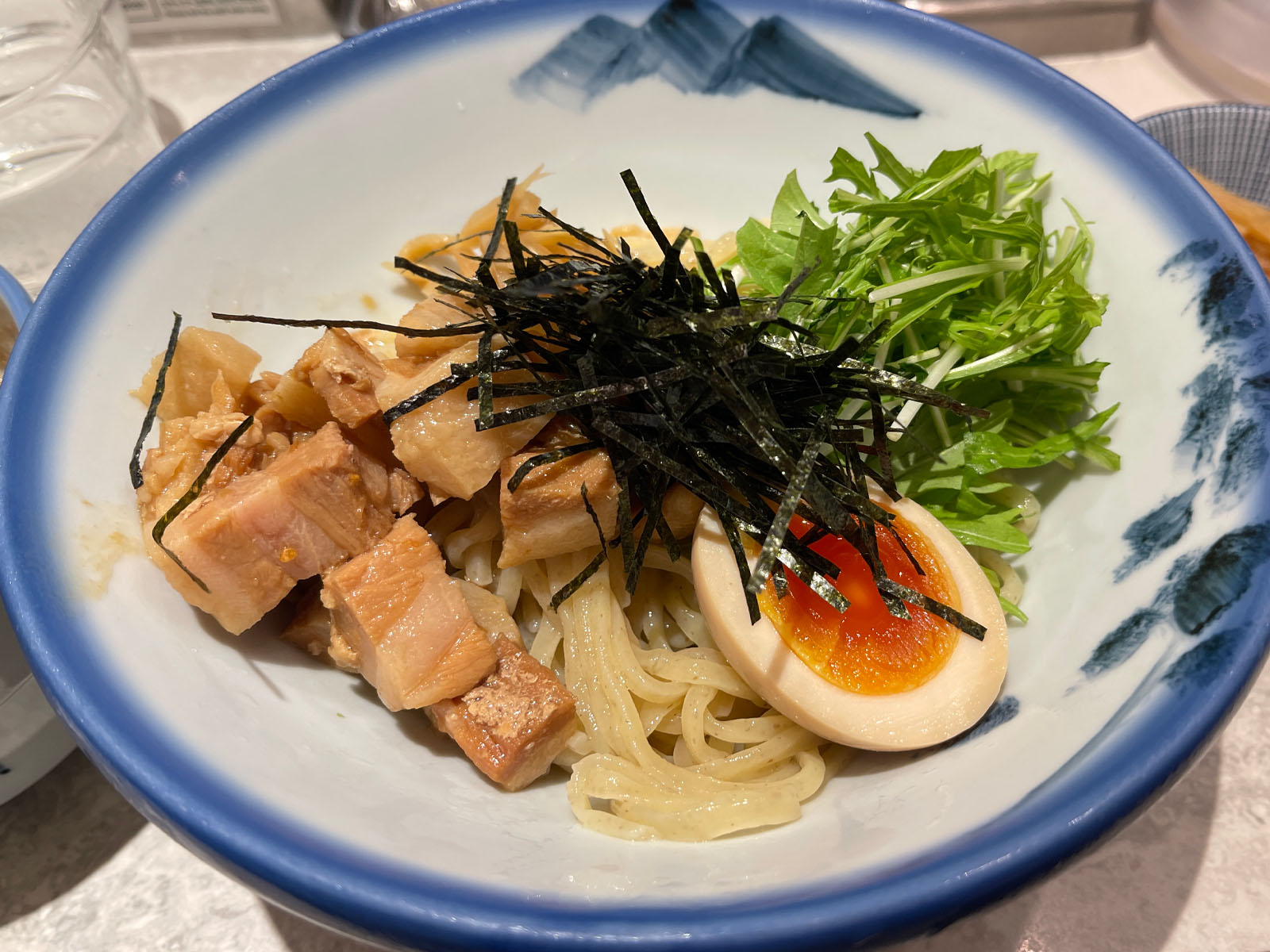 "まるごと一冊クーポンBOOK”を使ってAFURIの柚子塩らーめんと柚子露つけ麺食べた／横浜みなとみらい