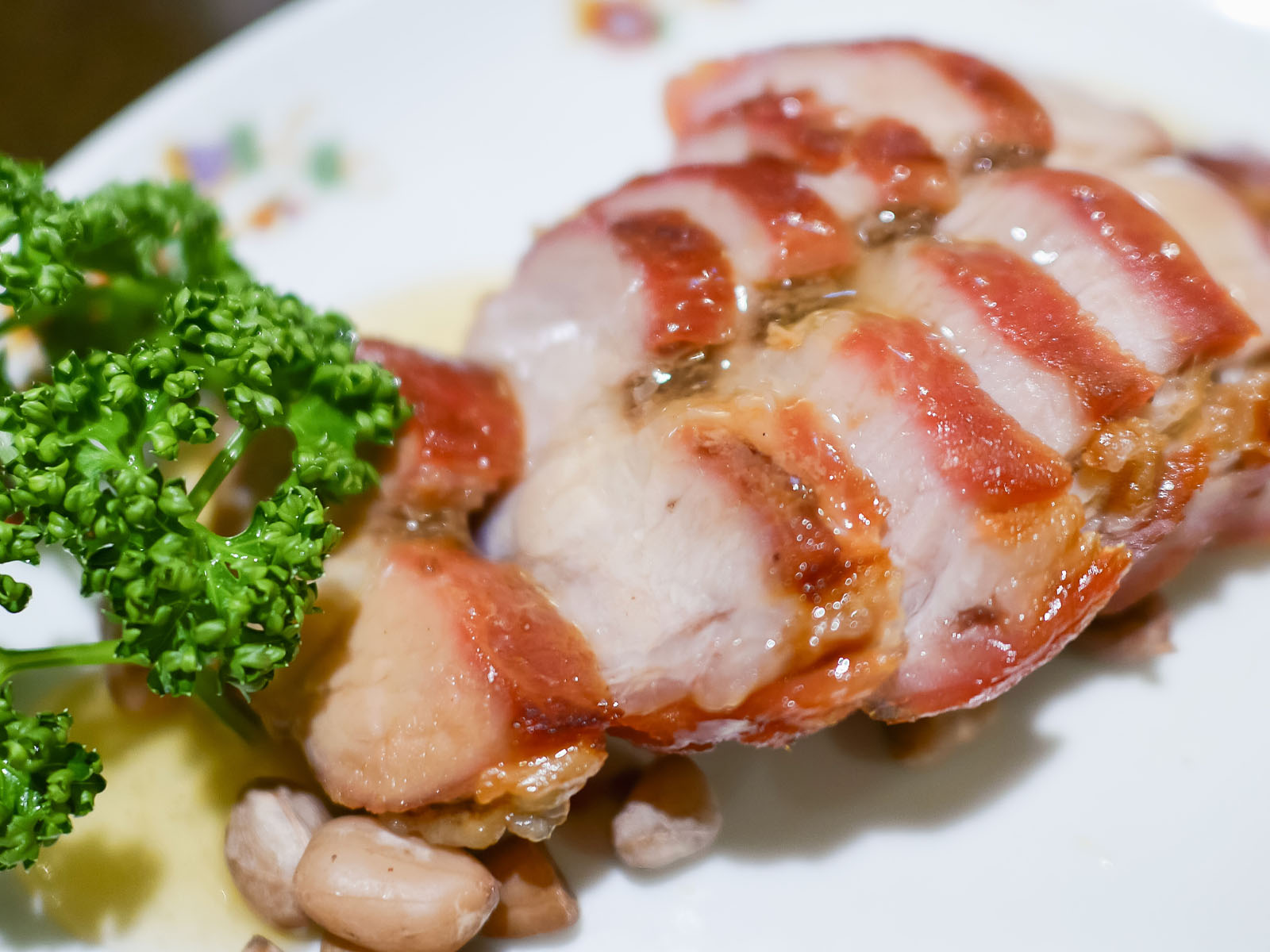 菜香新館でえびのウエハース揚げ、黒酢酢豚、チャーシューメロンパン、マーライコー食べた！／横浜中華街