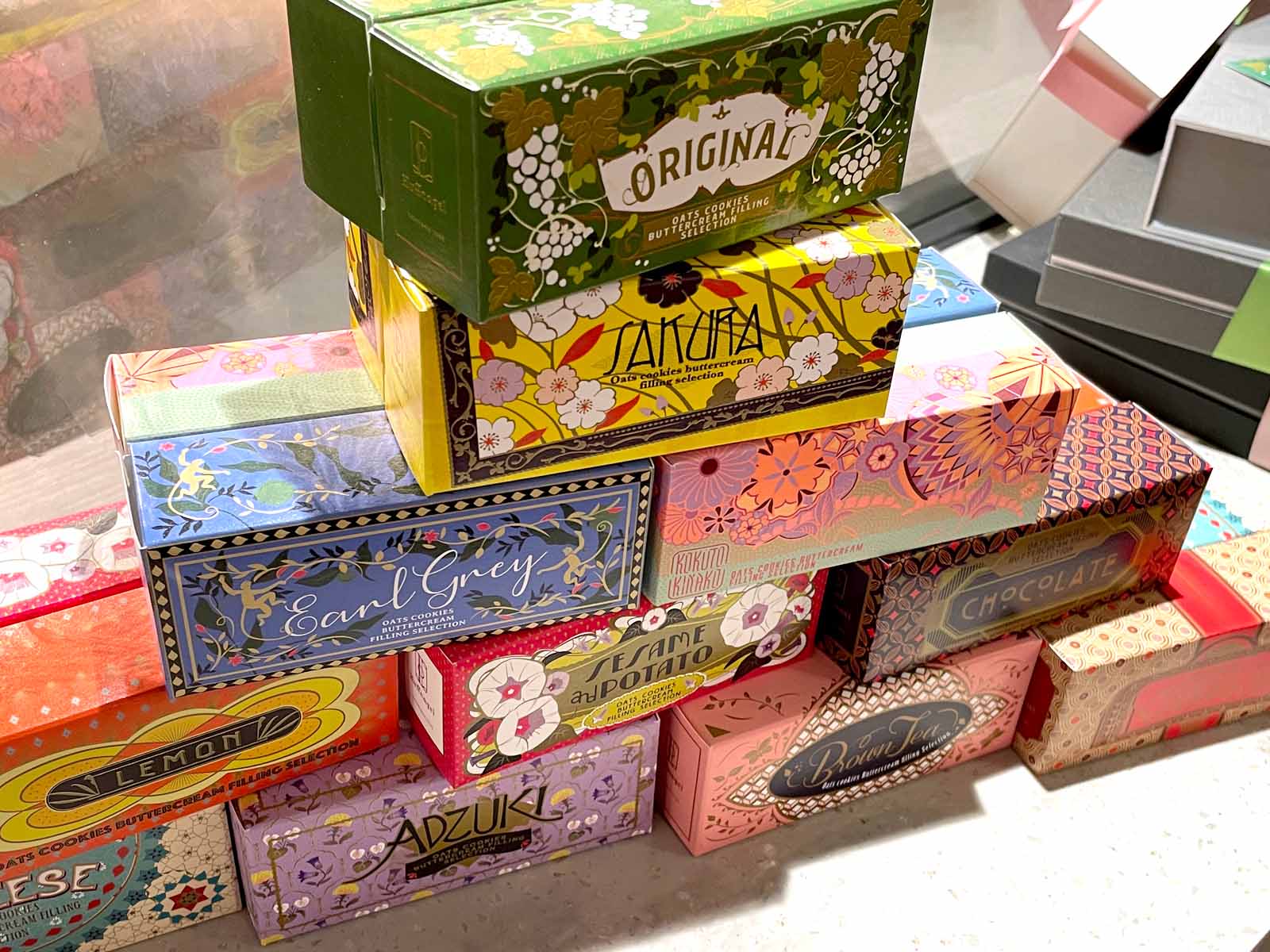 横浜かをりの新ブランド「Huffnagel(フフナゲール)」のバタークリームサンド買った！／横浜赤レンガ倉庫