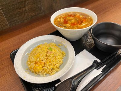 発酵ラーメンizuruで太陽の鶏こうじ麺、梅こうじのアボカドネギトロ丼食べた／横浜ISETANフードコート内