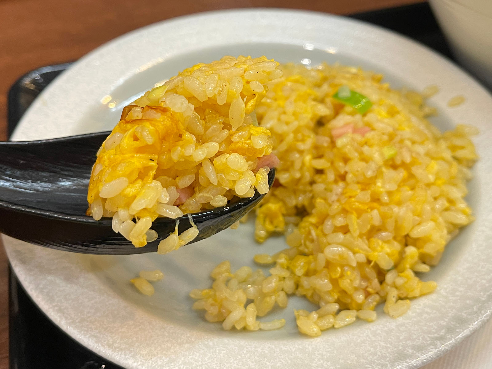 中華麺専門店「辣鼎風(らていふ)」で酸辣湯麺とチャーハン食べた！／横浜ISETANフードコート内