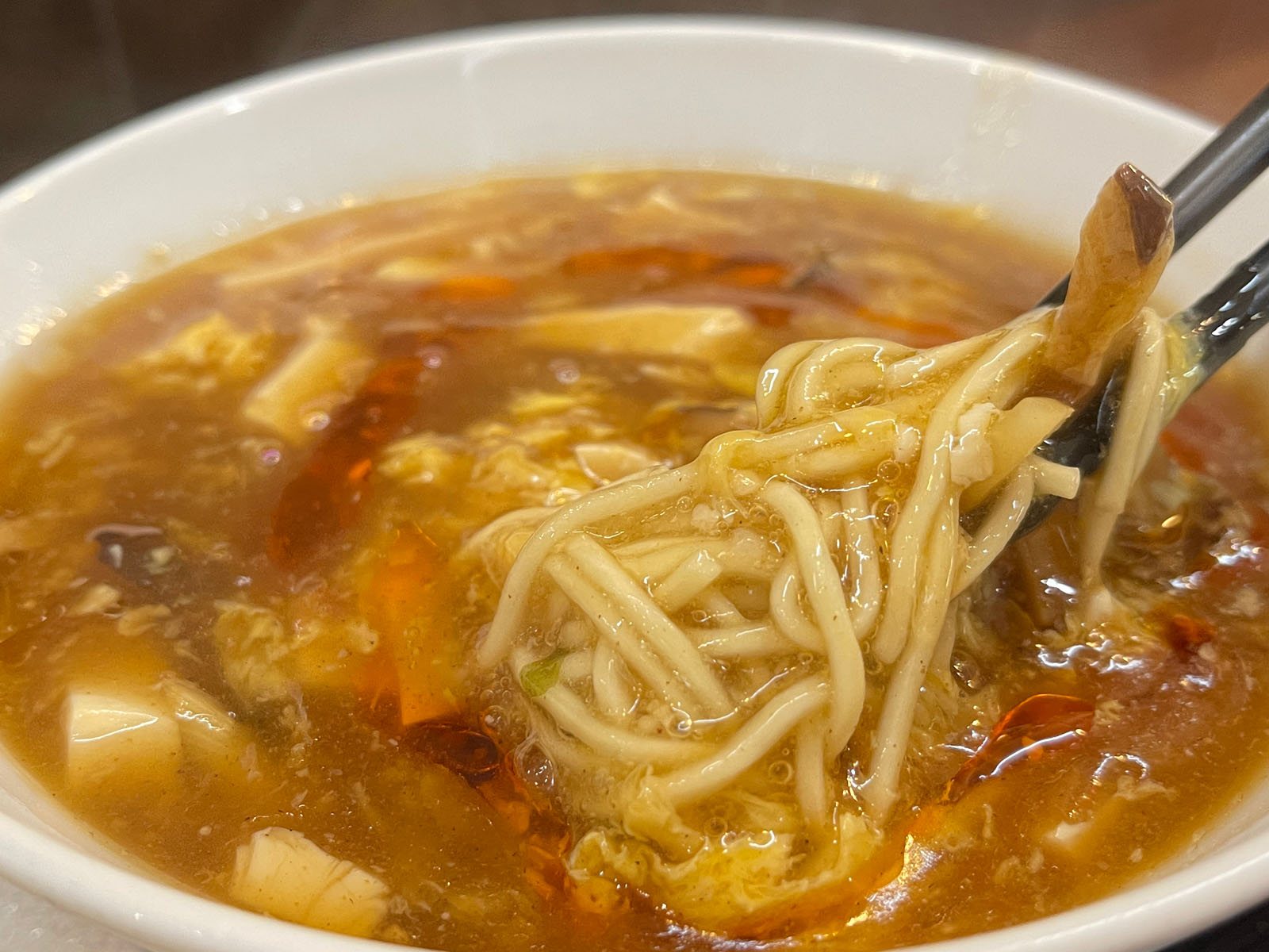 中華麺専門店「辣鼎風(らていふ)」で酸辣湯麺とチャーハン食べた！／横浜ISETANフードコート内