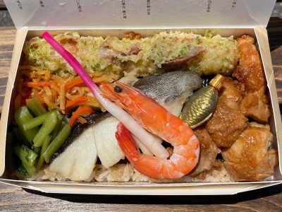 ありあけ横濱ハーバーコーナー新設！「レ･ザンジュ･ベイ･ヨコハマ」でソフトクリーム食べたよ／横浜日本大通り