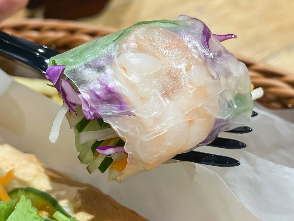 クリレス(3387)の株主優待で「シクロバインミー」のサバのトマト煮バインミー食べたよ!/CIAL横浜