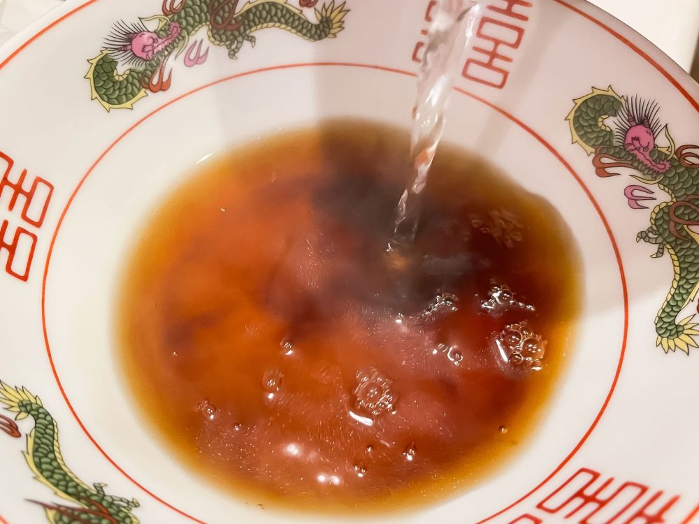 菊水の"寒干し麺"を使った「トリュフらぁめん(白トリュフオイル付)」作ってみた!/カルディコーヒーファーム