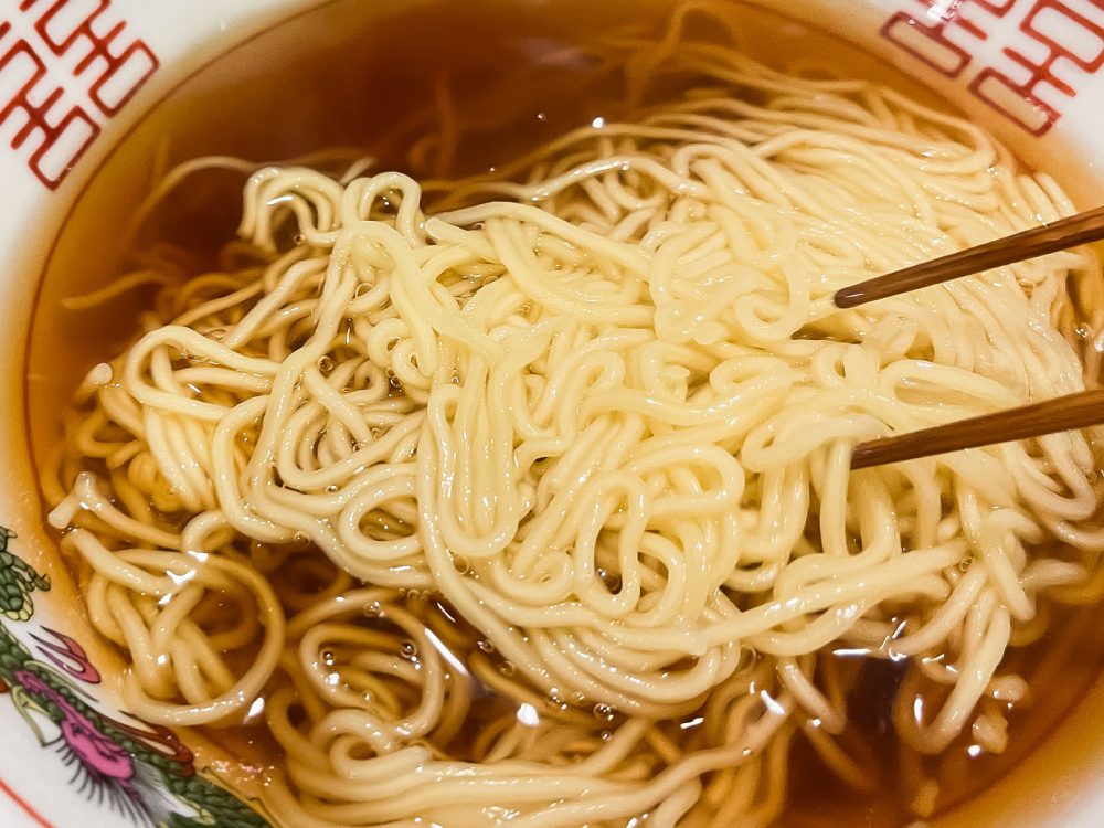菊水の"寒干し麺"を使った「トリュフらぁめん(白トリュフオイル付)」作ってみた!/カルディコーヒーファーム