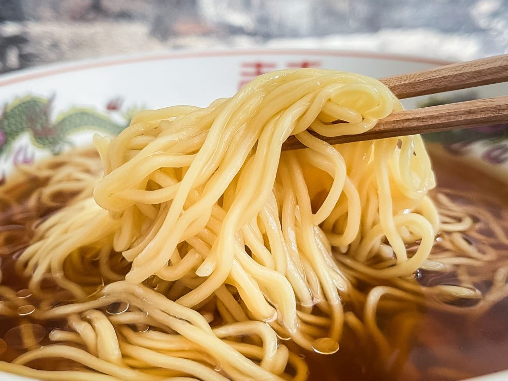 菊水の"寒干し麺"を使った「トリュフらぁめん(白トリュフオイル付)」作ってみた!/カルディコーヒーファーム