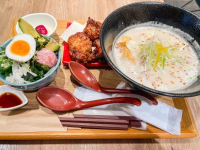 発酵ラーメン「izuru」で白味噌パイタンラーメン、ねぎとろバクダン丼食べた！／横浜ISETANフードコート