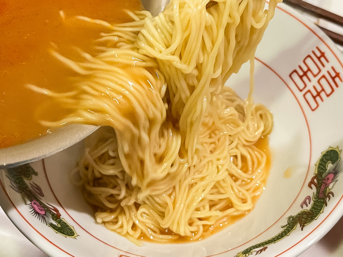 ヤマハ発動機(7272)の株主優待で、八郎めんの「宮城辛味噌ラーメン」5食セットがきた！
