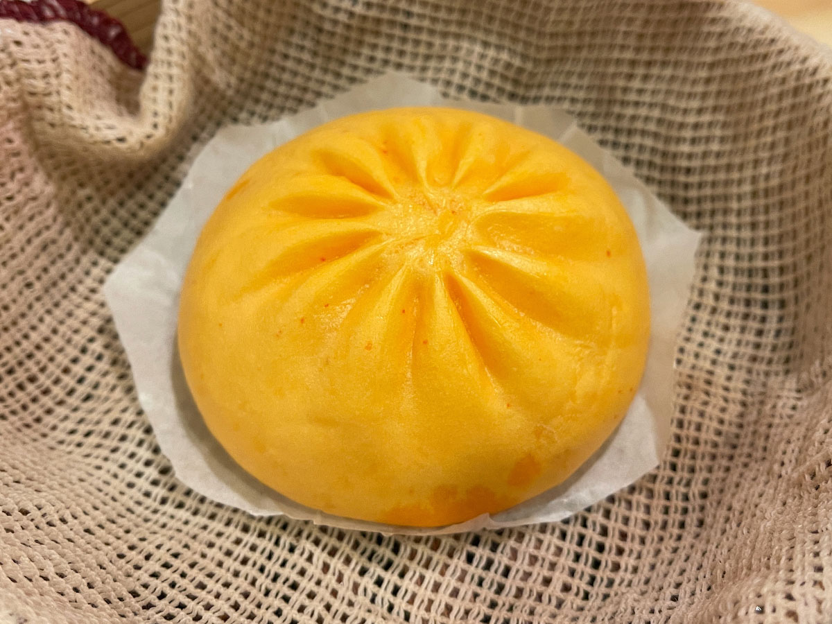 「重慶飯店」の冷凍 "麻婆豆腐まん" 買ってみたよ!/横浜中華街