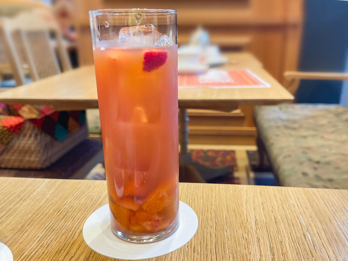 「水信フルーツパーラー」でストロベリーサンドイッチ、柑橘と春苺のパフェ食べた!/横浜北仲ブリック&ホワイト