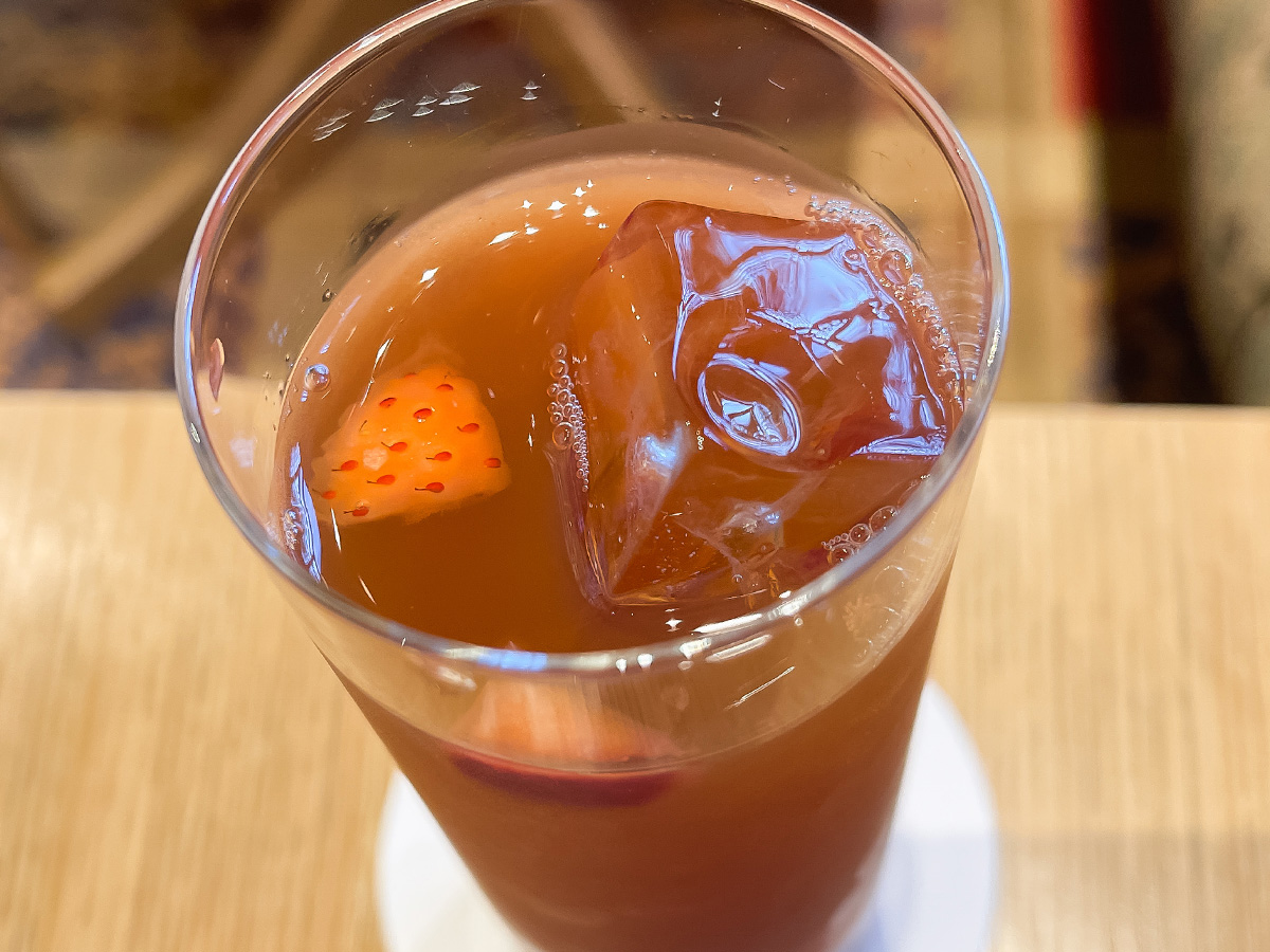 「水信フルーツパーラー」でストロベリーサンドイッチ、柑橘と春苺のパフェ食べた!/横浜北仲ブリック&ホワイト
