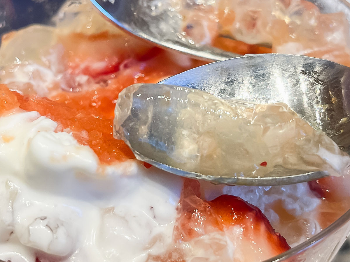 「水信フルーツパーラー」でストロベリーサンドイッチ、柑橘と春苺のパフェ食べた!/横浜北仲ブリック&ホワイト