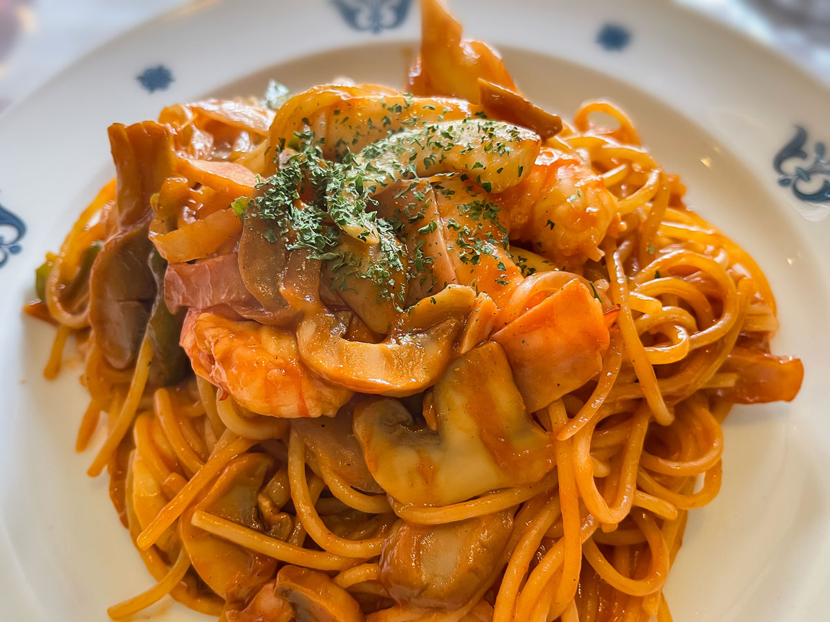 洋食「山手ロシュ」でナポリタンスパゲッティ、ビーフシチュー食べたよ！／横浜・山手