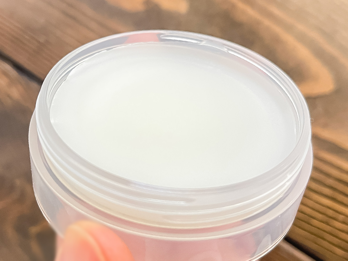 ハッカ油が有名な「北見ハッカ通商」の、馬油とミントの保湿クリーム"ミントクリーム"買ったよ!/北海道物産展