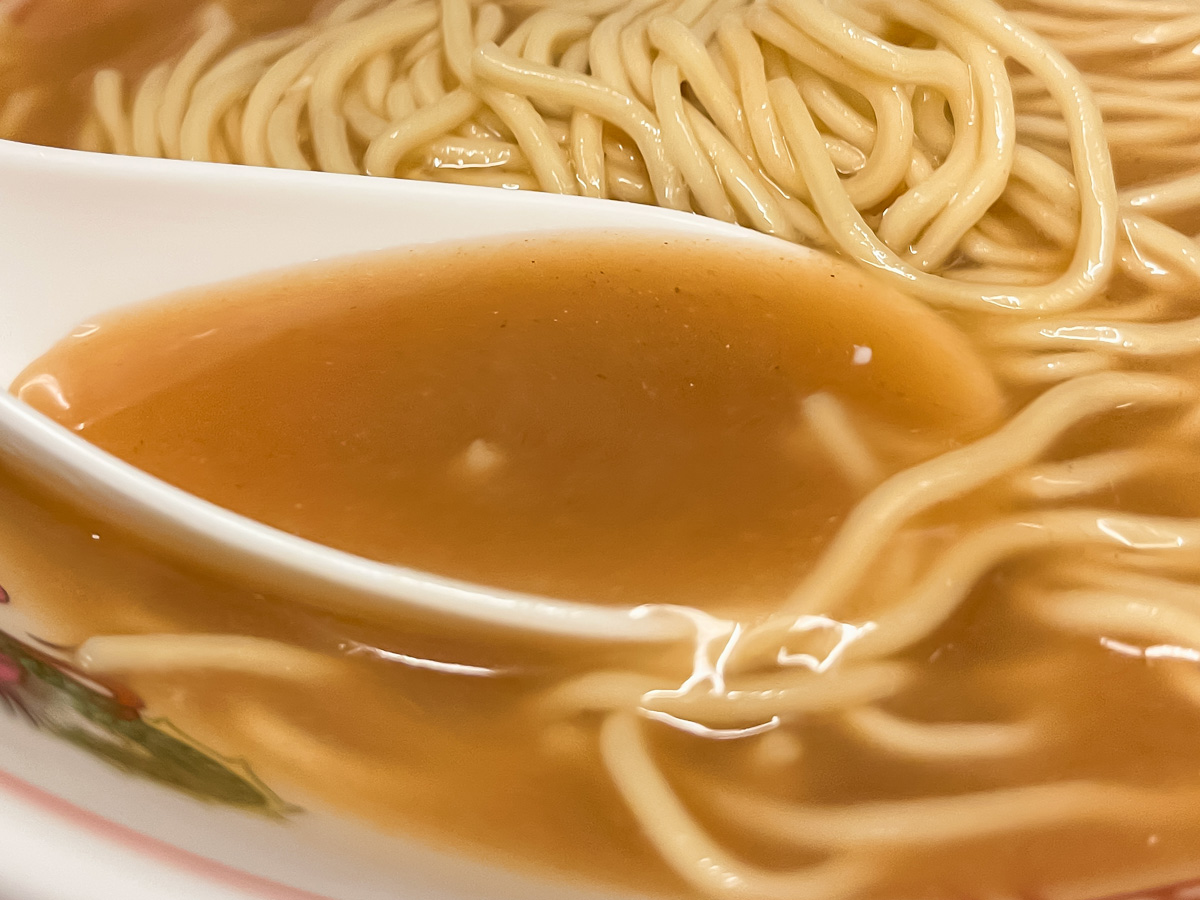 UMAMYの名店の一杯シリーズ、煮干し中華「麺やゼットン(絶豚)」食べたよ！／青森県