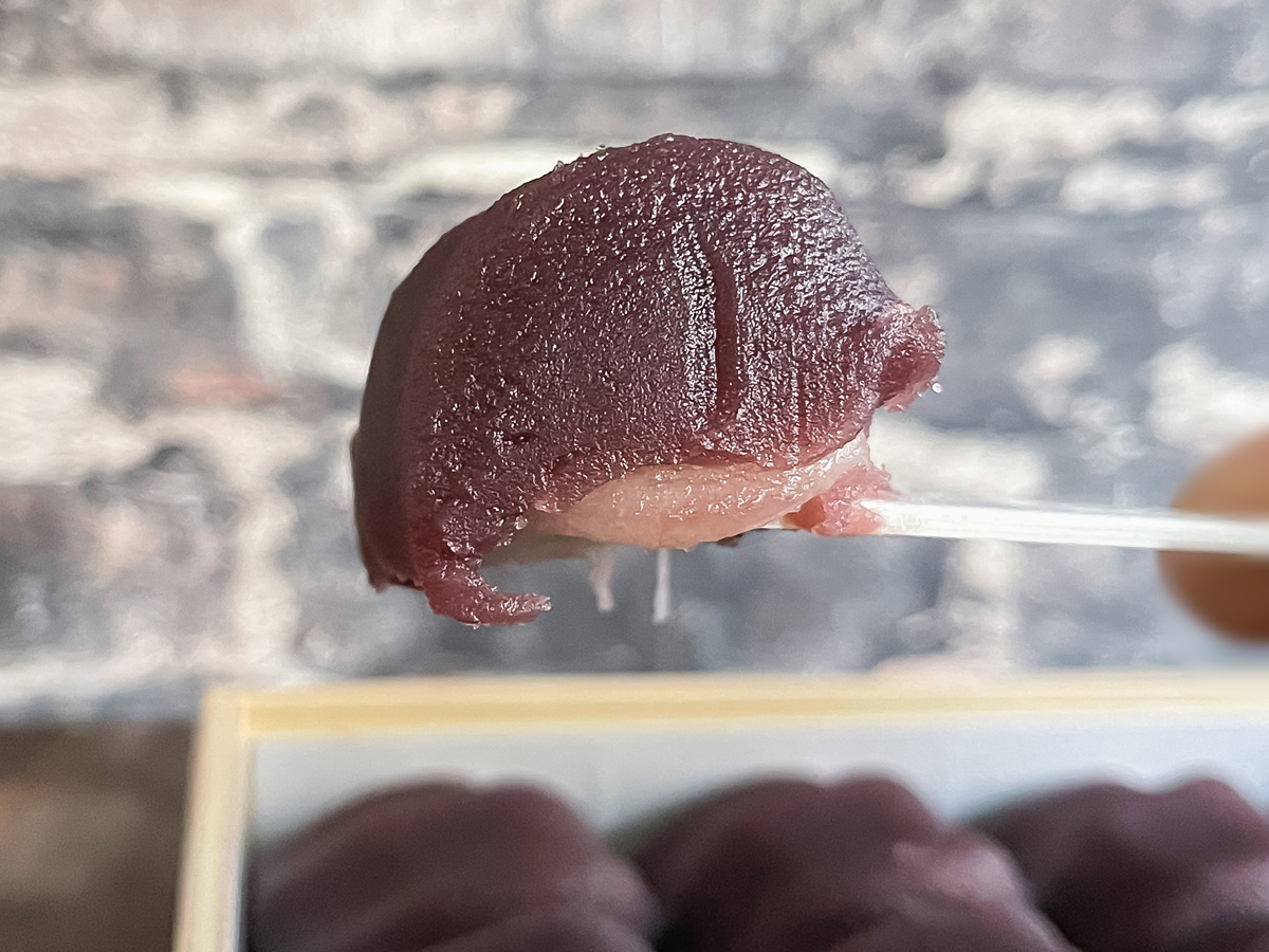 伊勢名物「赤福」食べたよ!/三重アンテナショップ