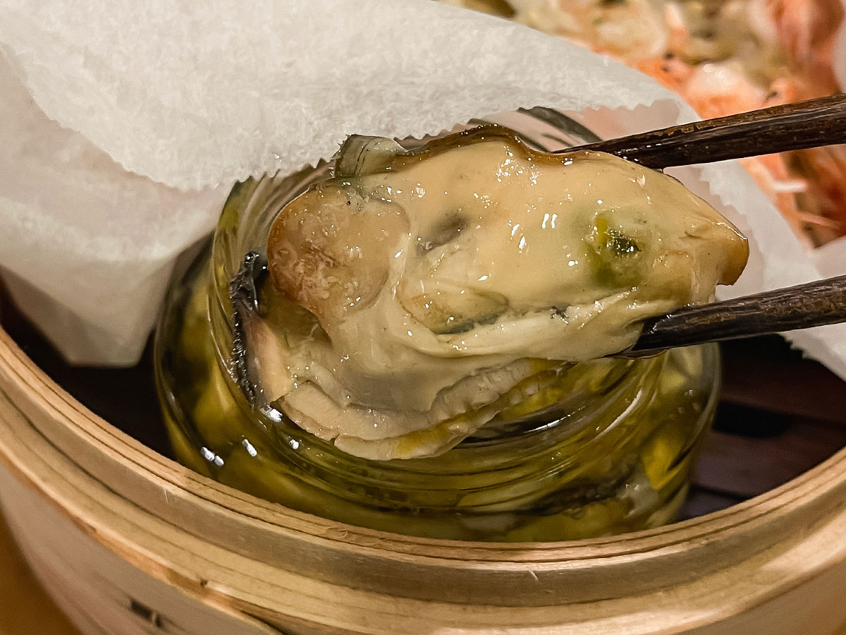 「山田の牡蠣くん」の"牡蠣の燻製オリーブオイル漬け"食べてみた!/岩手アンテナショップ
