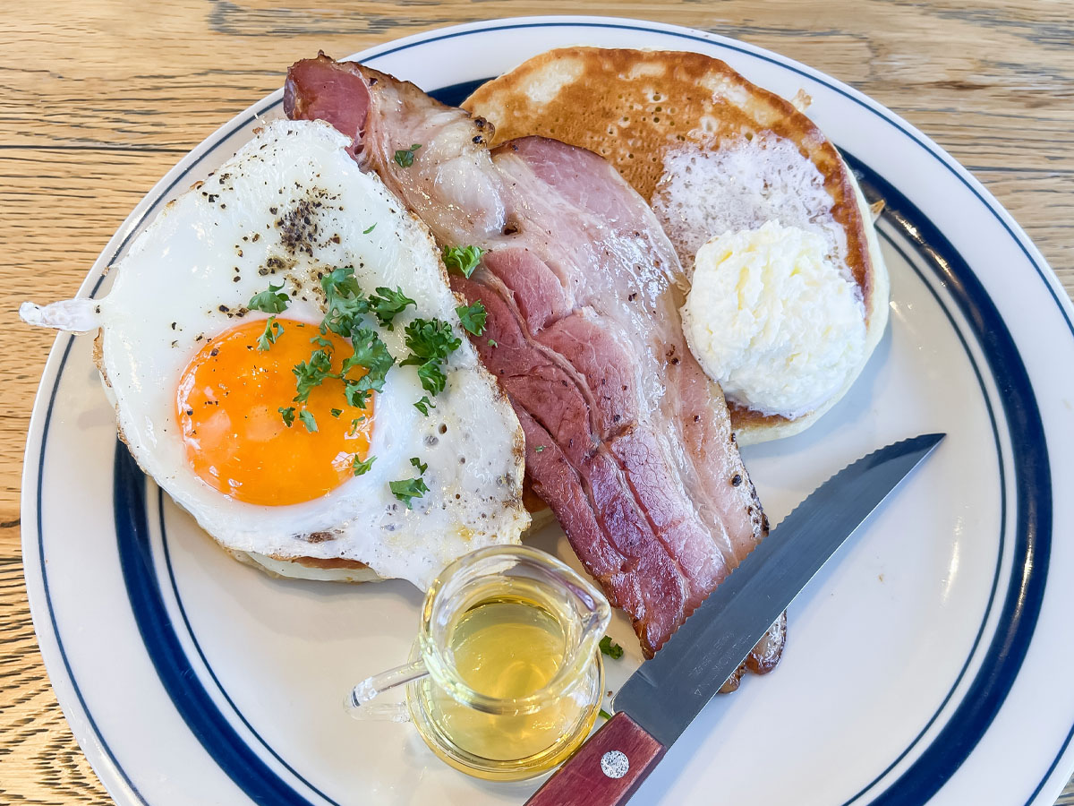 アダストリア(2685) 株主優待券でTHE WHARF HOUSEの朝食パンケーキ食べた!/横浜・山下公園