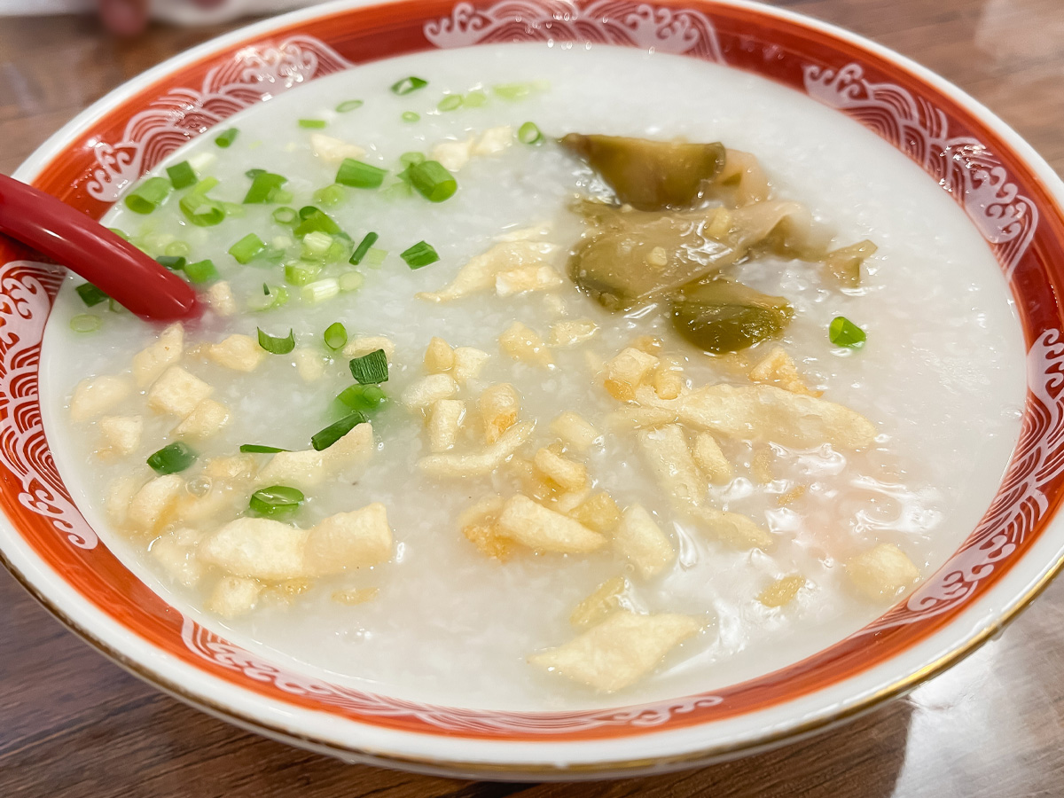 「馬さんの店 上海園 龍仙」で海老粥、担々麺、えびニラまんじゅう食べたよ!/横浜中華街