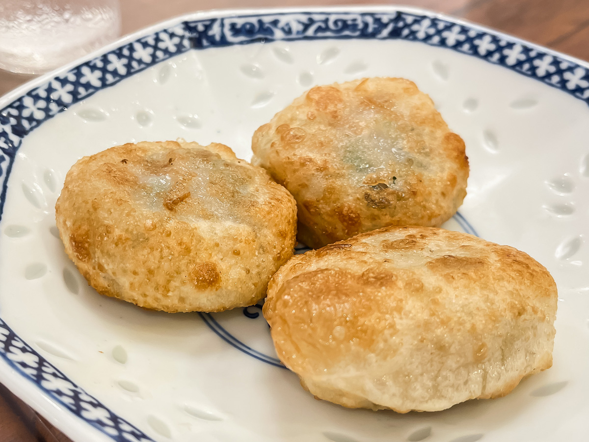 「馬さんの店 上海園 龍仙」で海老粥、担々麺、えびニラまんじゅう食べたよ!/横浜中華街
