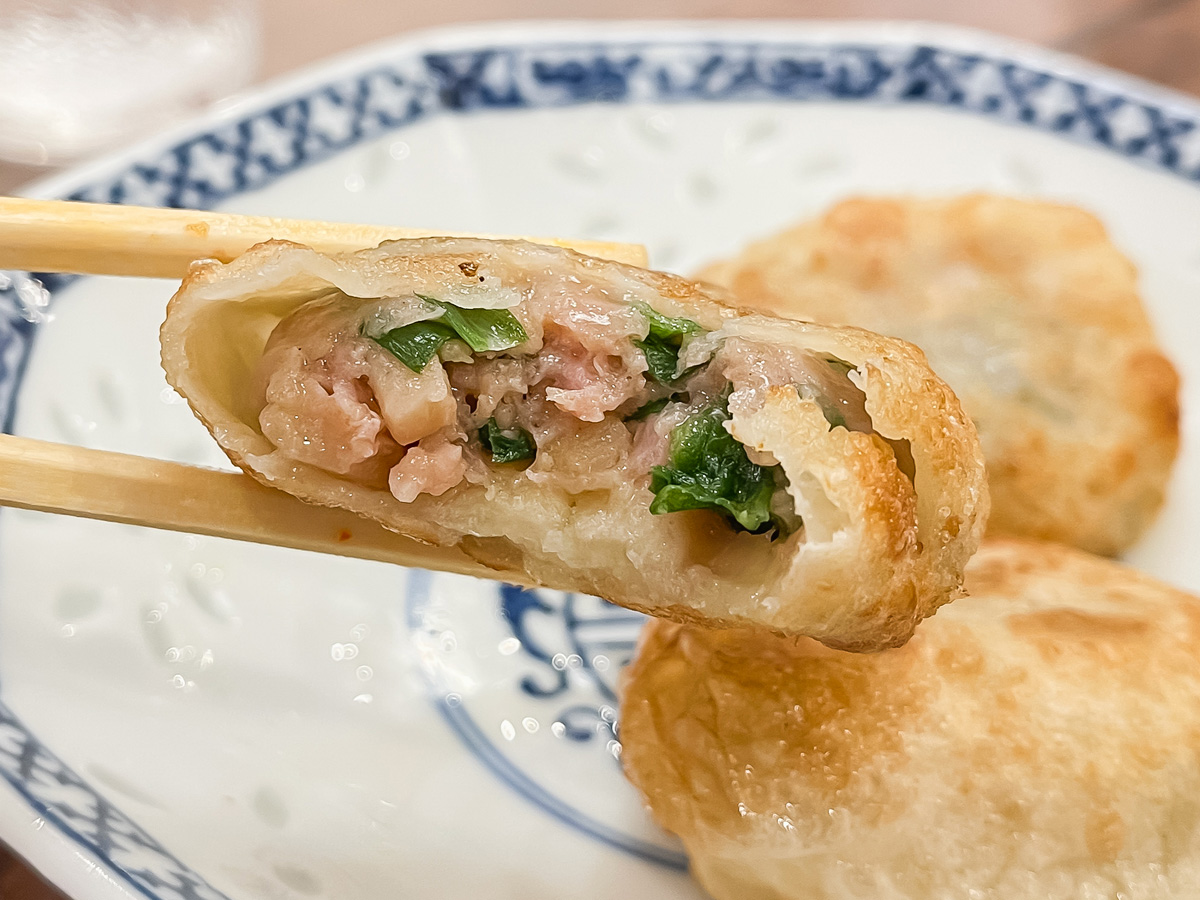 「馬さんの店 上海園 龍仙」で海老粥、担々麺、えびニラまんじゅう食べたよ!/横浜中華街