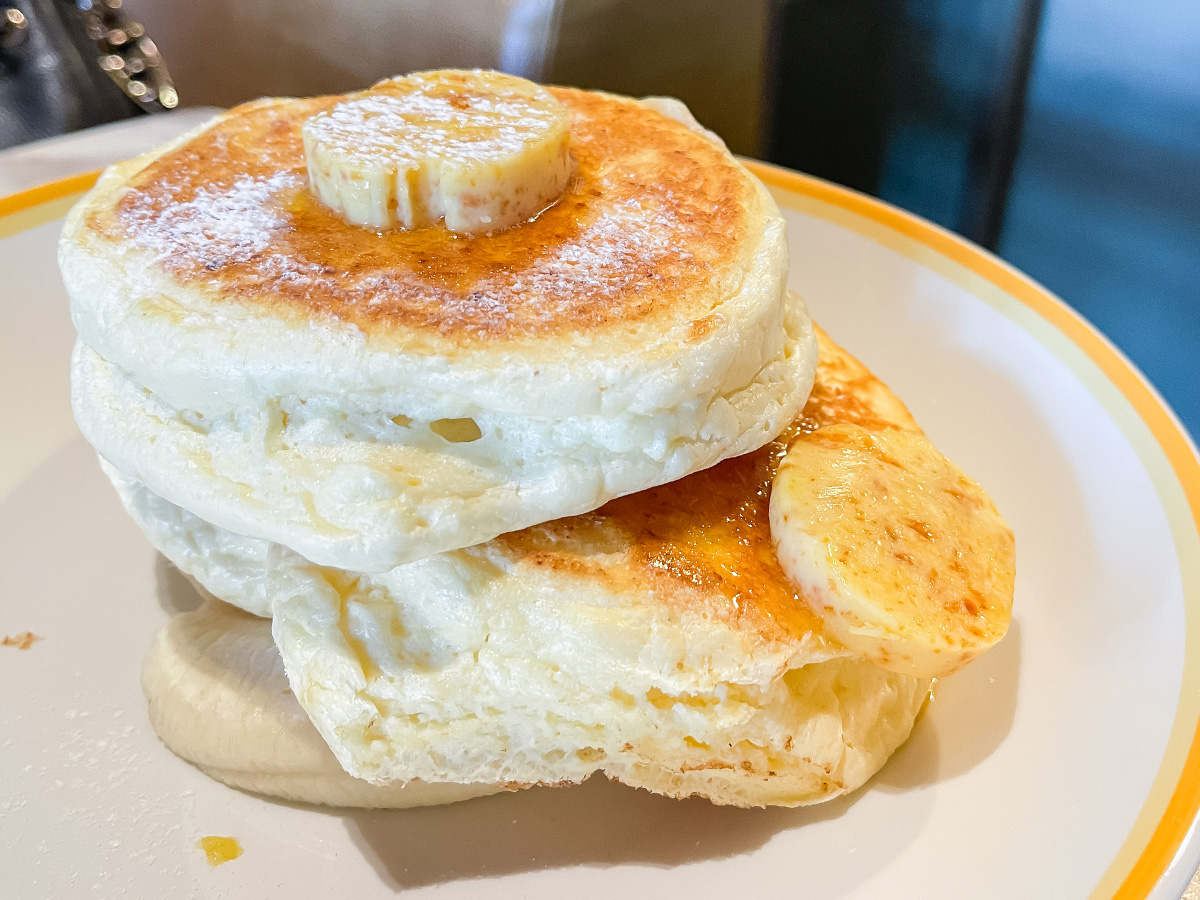 「bills(ビルズ)」でグリーンサラダ、クリスピーフライドチキン、リコッタパンケーキ食べたよ／東京・銀座