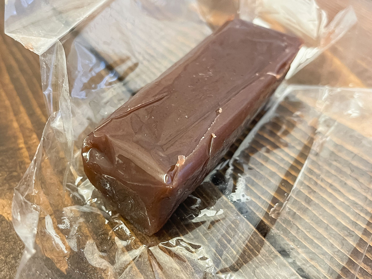 「薩摩蒸氣屋」のかるかん饅頭、かすたどん、はるこま食べたよ!/鹿児島土産