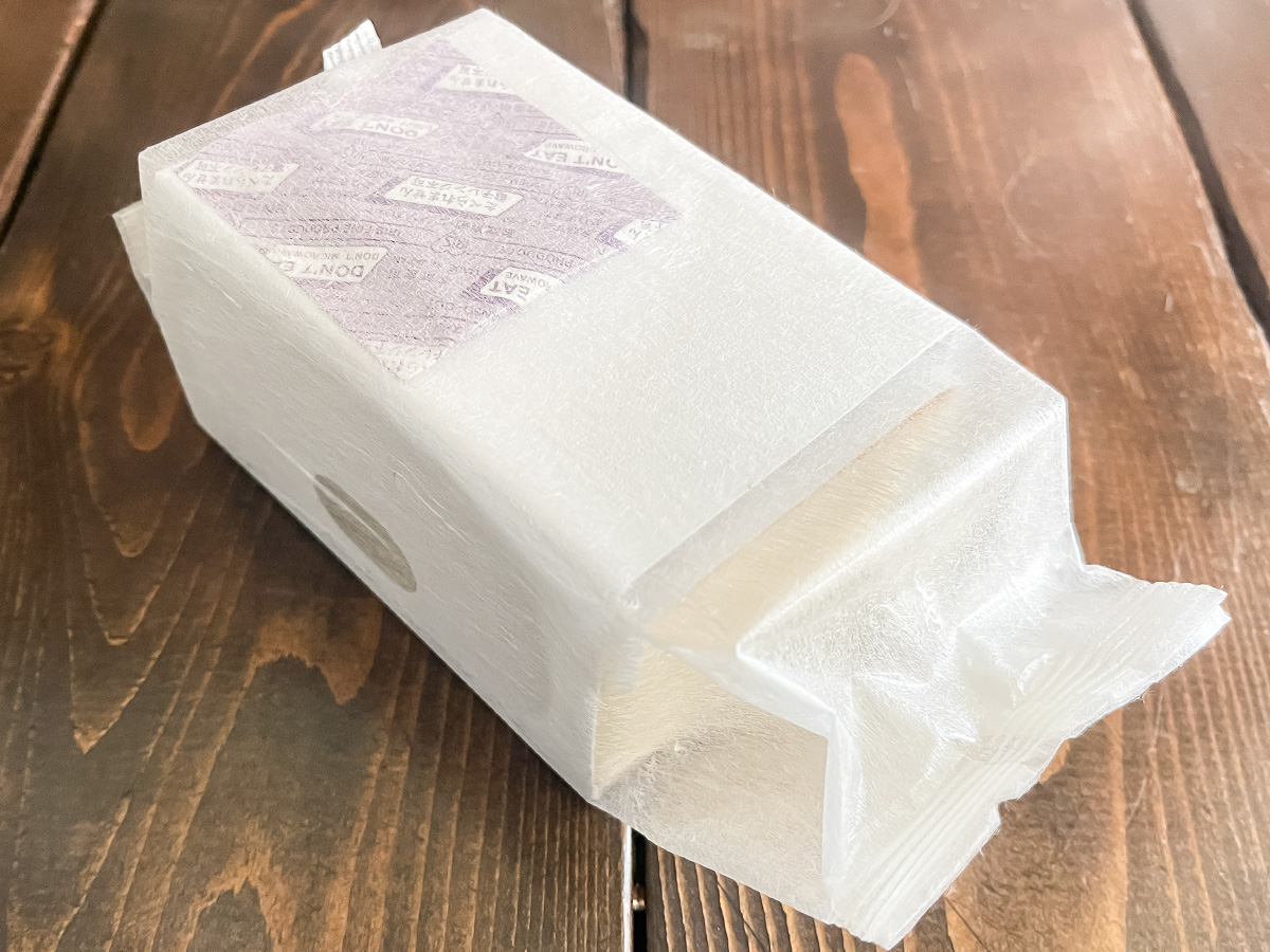 「須崎屋」の和三盆糖入り 長崎カステラ(白)買ったよ!/長崎アンテナショップ