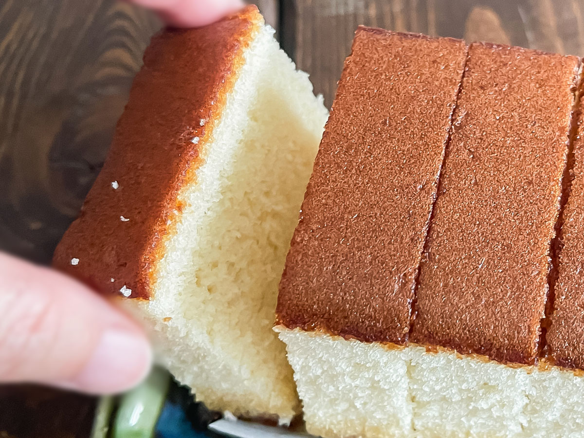 「須崎屋」の和三盆糖入り 長崎カステラ(白)買ったよ!/長崎アンテナショップ