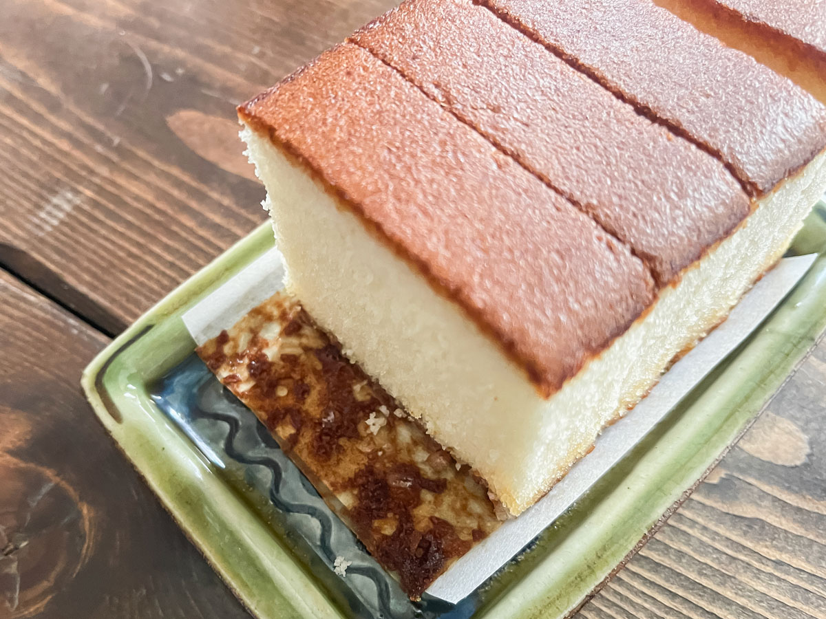 「須崎屋」の和三盆糖入り 長崎カステラ(白)買ったよ!/長崎アンテナショップ