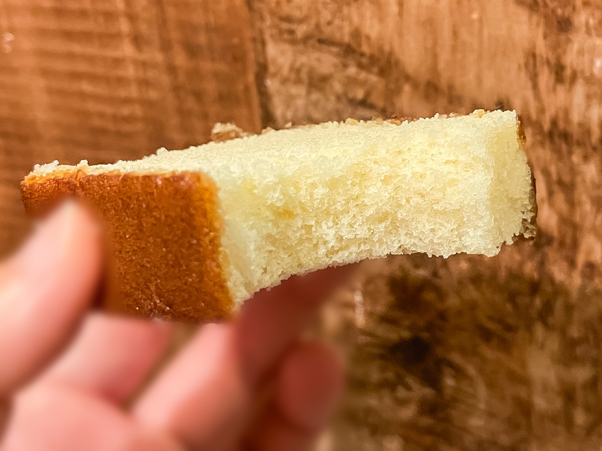 「須崎屋」の和三盆糖入り 長崎カステラ(白)買ったよ!/長崎アンテナショップ