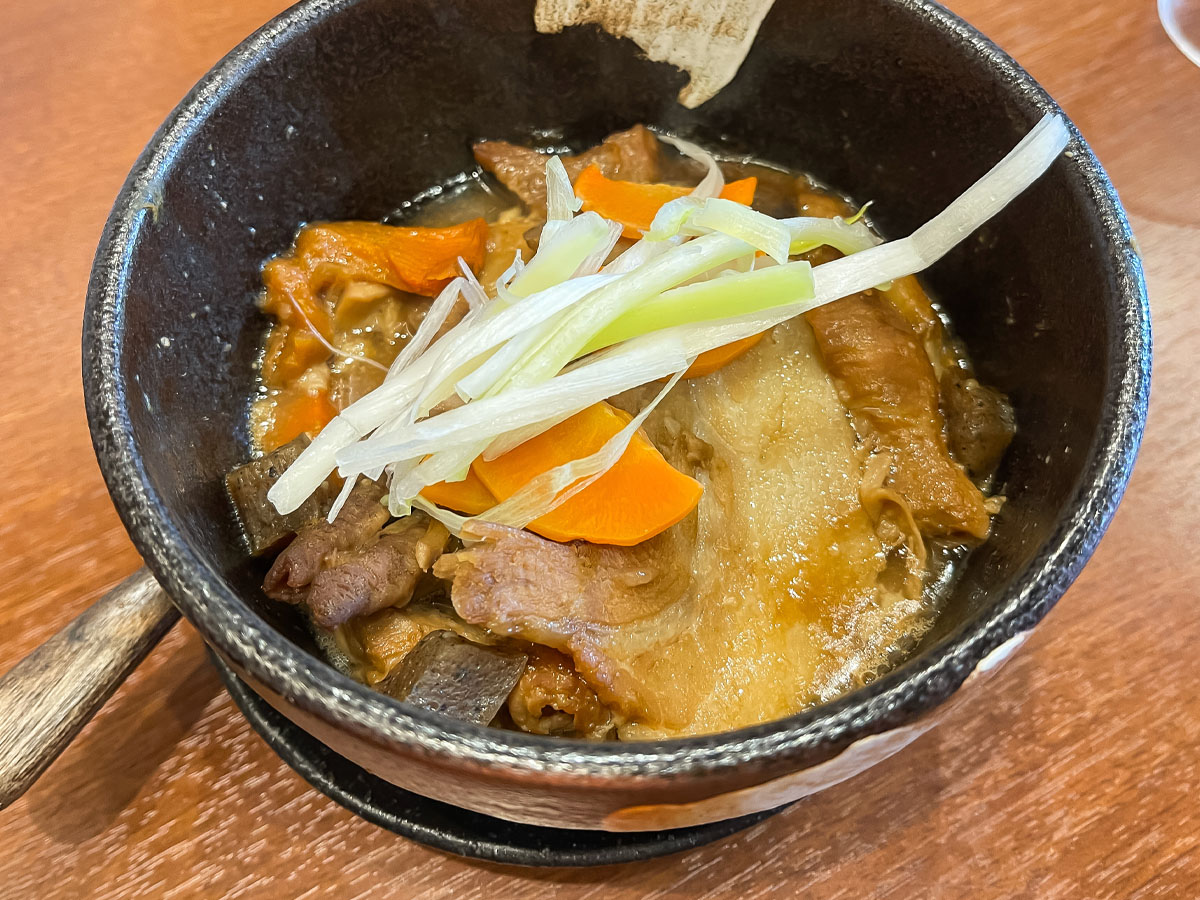 味噌らーめん専門店「麺場 田所商店」で北海道味噌ラーメン、焼き餃子、チャーハン、モツ煮食べた!/横浜・関内