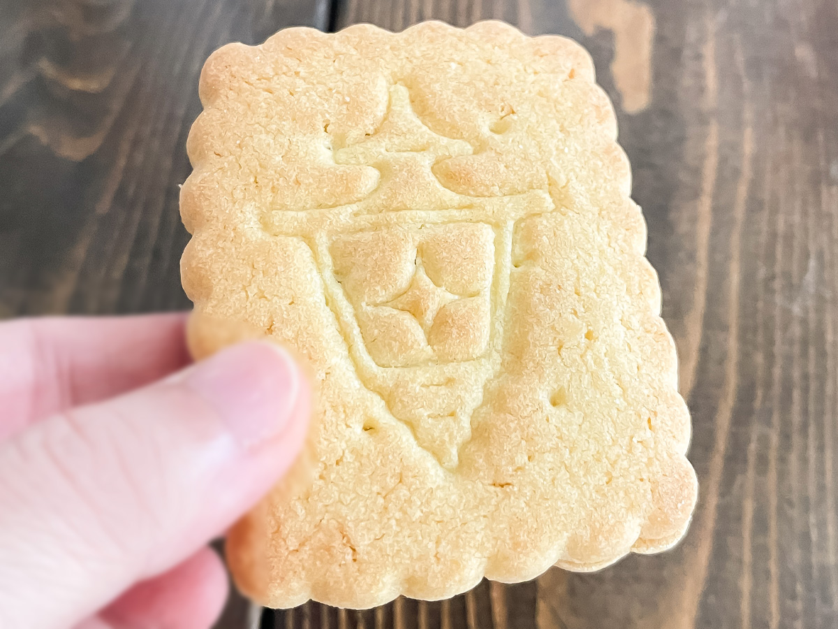 「馬車道十番館」の西洋菓子ビスカウト(チョコレート・レモン・ピーナッツ)買ったよ／横浜・馬車道