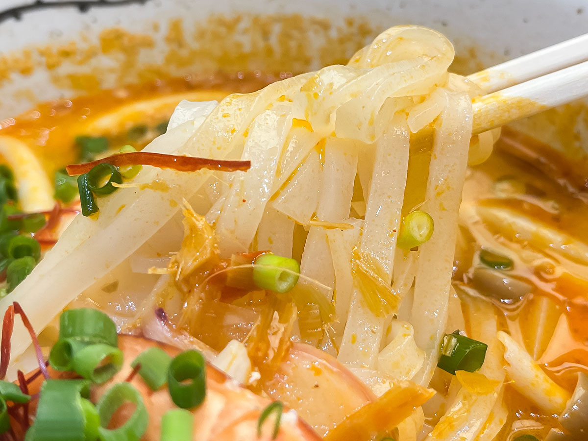 ベトナム料理 越南路(エツナンルー) でトムヤムフォーを食べたよ/横浜ワールドポーターズ