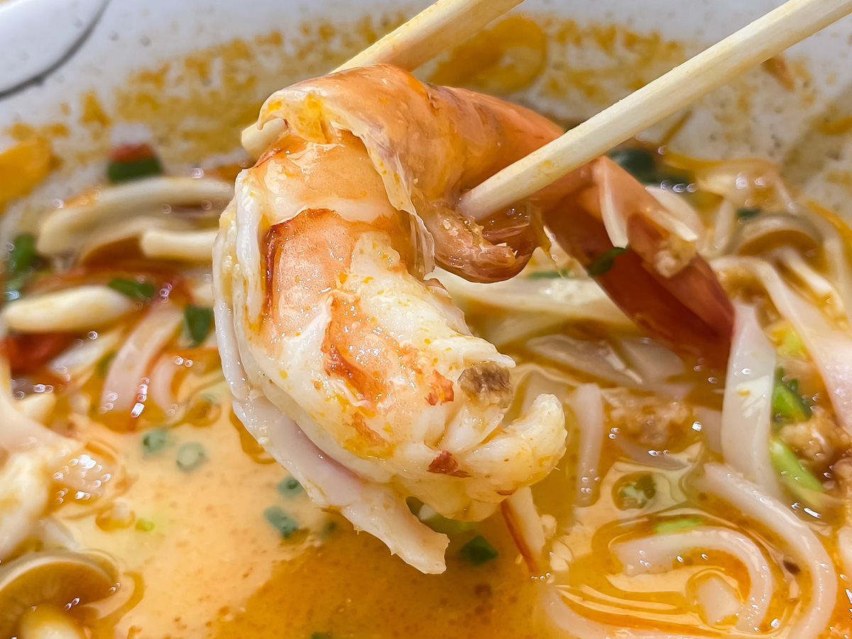 ベトナム料理 越南路(エツナンルー) でトムヤムフォーを食べたよ/横浜ワールドポーターズ
